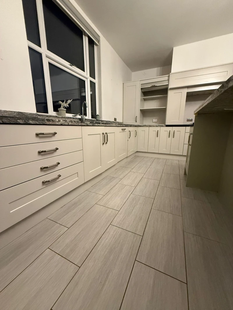 Cream marble kitchen island respray - Spray Genius